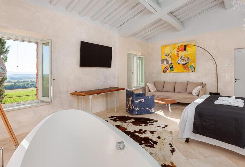 デラックスルーム, Siena House