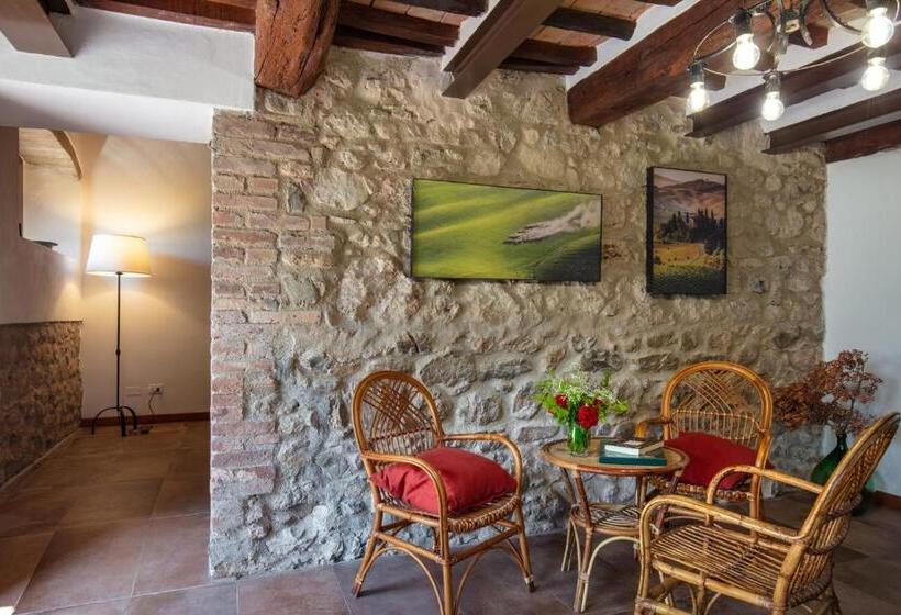 آپارتمان 4 خوابه, Tenuta Il Cicalino