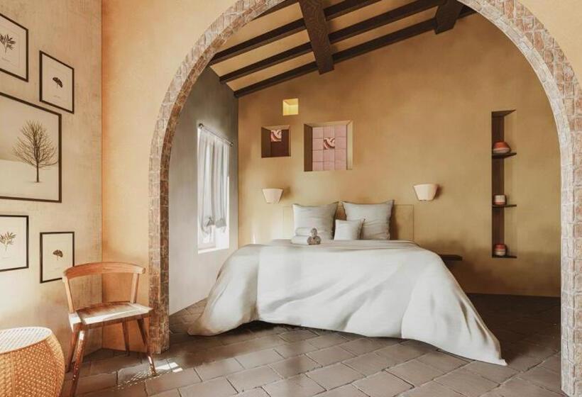 سوییت جونیور, Tenuta Il Cicalino