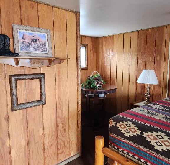 Стандартный Номер Кровать Кинг, Cowboy Country Inn