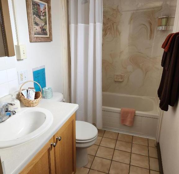 غرفة قياسية, Cowboy Country Inn