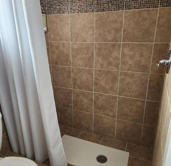 غرفة قياسية, Cowboy Country Inn