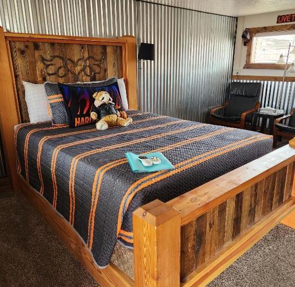 غرفة قياسية, Cowboy Country Inn