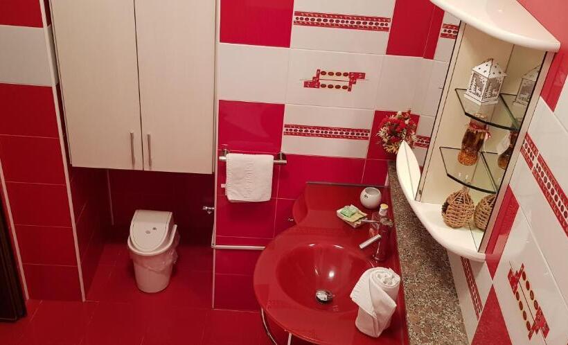 إستوديو قياسى, Casa De Vacanta Razvan Si Andrei