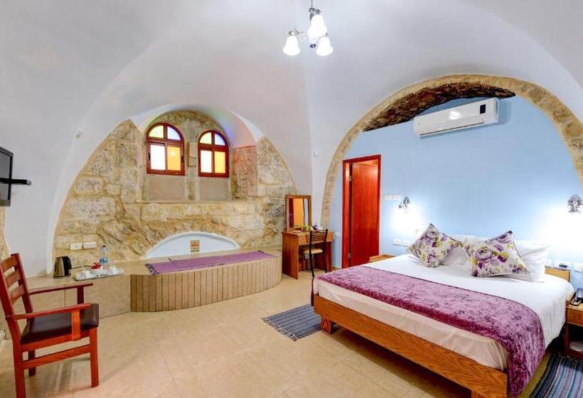 اتاق لوکس, Dar Sitti Aziza