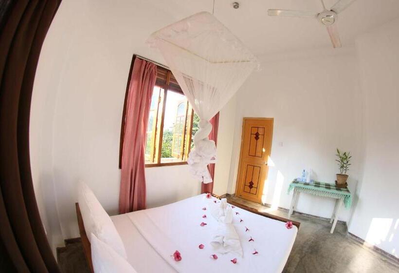 标准间, Lahiru Villa