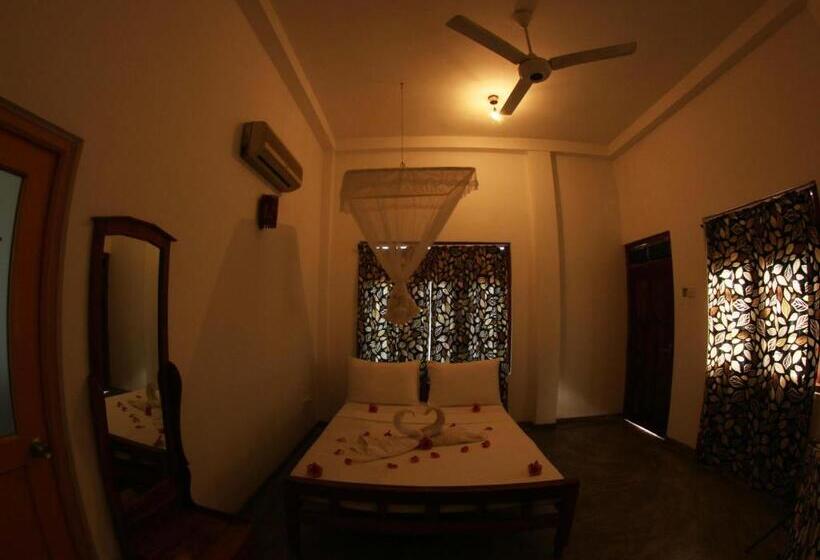 标准间, Lahiru Villa