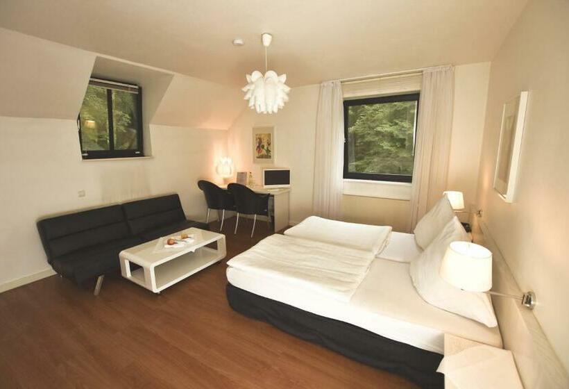 Standard Room, Restaurant & Logis Steuerndieb