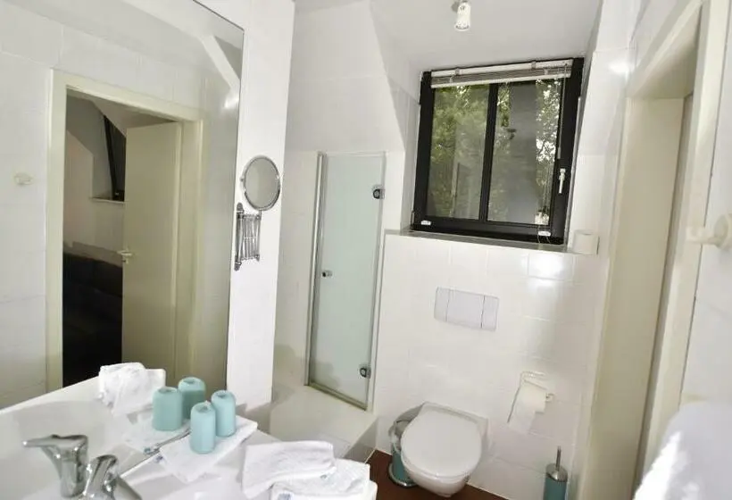Standard Room, Restaurant & Logis Steuerndieb