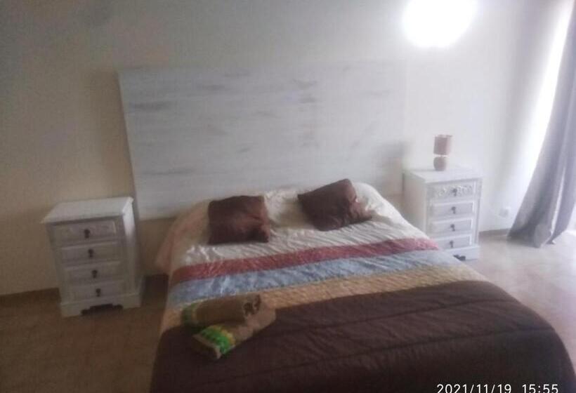 اتاق لوکس با بالکن, La Maison Dos Prazeres