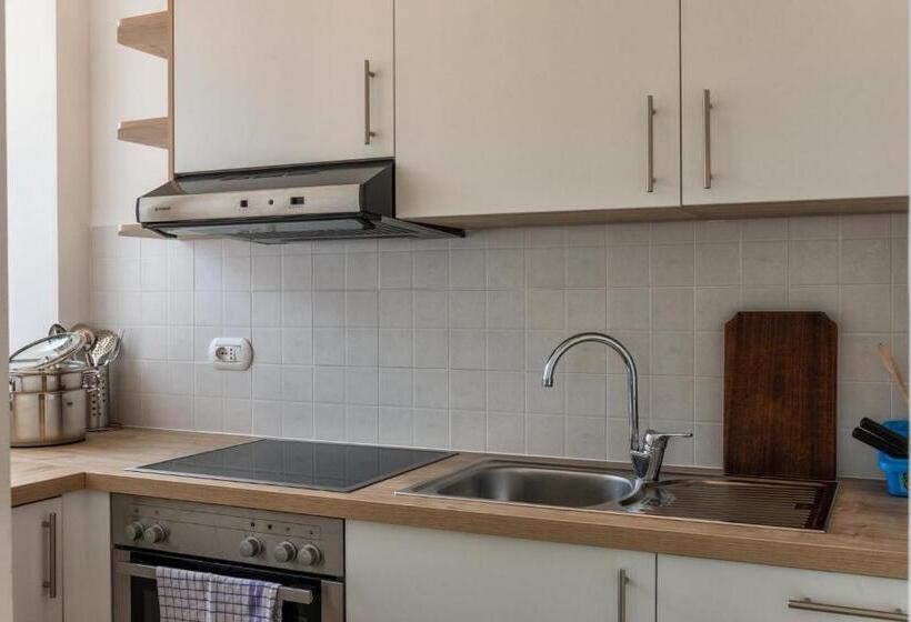 Апартаменты 1 Спальня, Apartment Residence Veronika