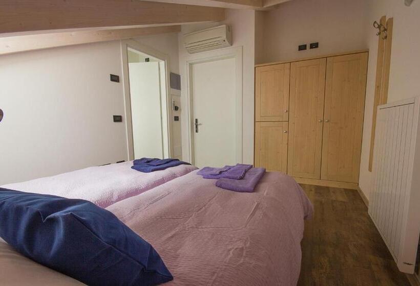 חדר דלוקס, Affittacamere La Ferrata