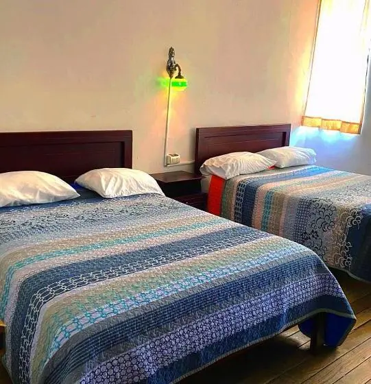 اتاق استاندارد, Hostal La Merced