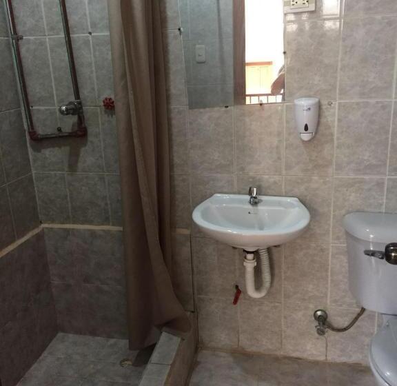 スタンダードルーム, Hostal La Merced