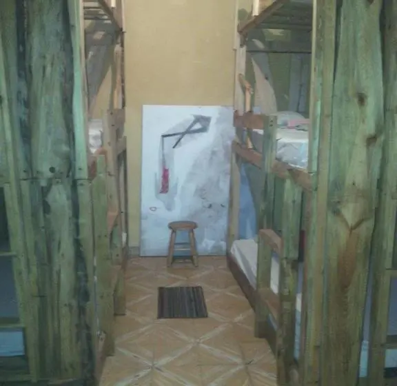 اتاق استاندارد چهار تخته, La Choza Guesthouse