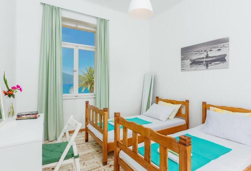 اتاق اکونومی, Riva Guesthouse