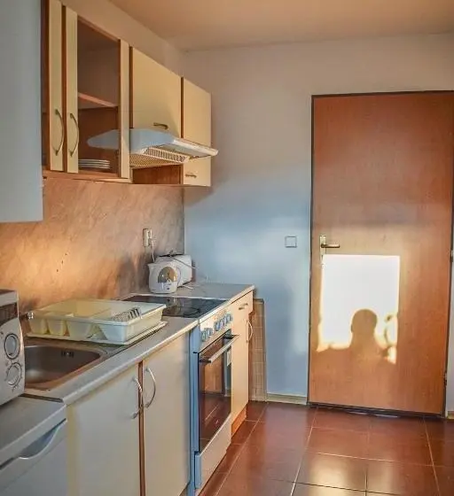 ２ベッドルームアパートメント, Apartment Albi