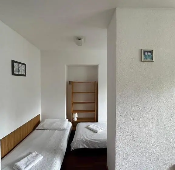 １ベッドルームアパートメント, Apartment Albi