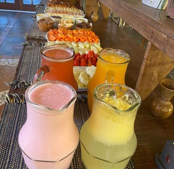 带大床的标准间, Cachoeira Dos Luis   Parque & Pousada