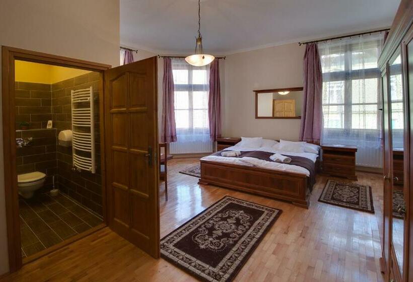 Номер Стандарт, Csanabella House
