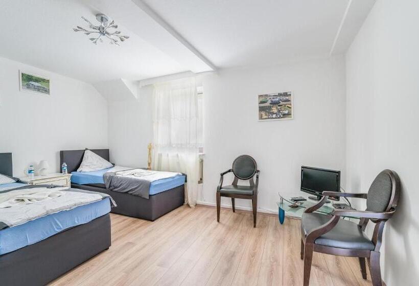 标准间, Nurburgring Rooms Pinocchio