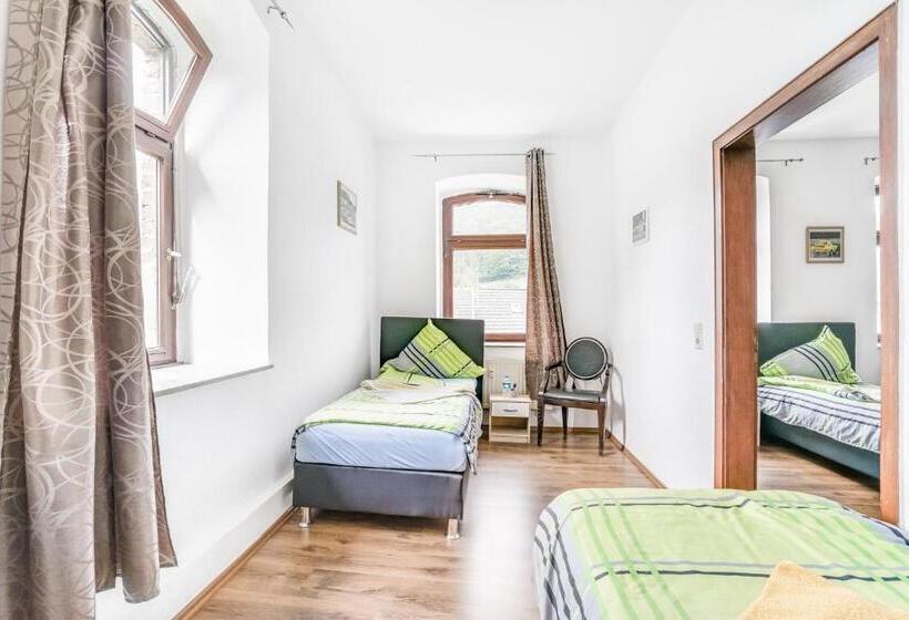 带2个卧室的公寓, Nurburgring Rooms Pinocchio