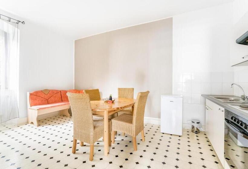 带2个卧室的公寓, Nurburgring Rooms Pinocchio