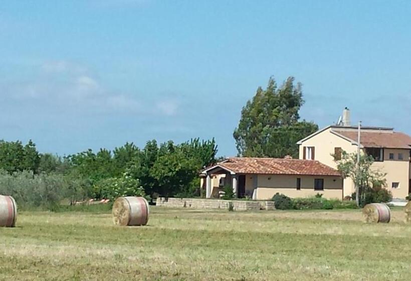 اتاق لوکس, Agriturismo Podere La Cascata