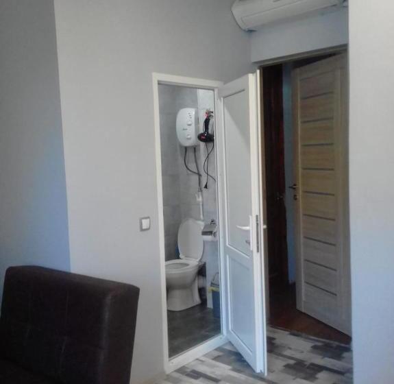 سوییت خانوادگی, Guesthouse Kato