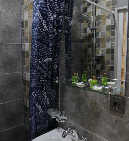 سوییت خانوادگی, Guesthouse Kato