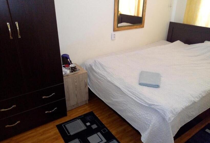 اتاق استاندارد, Guesthouse Kato