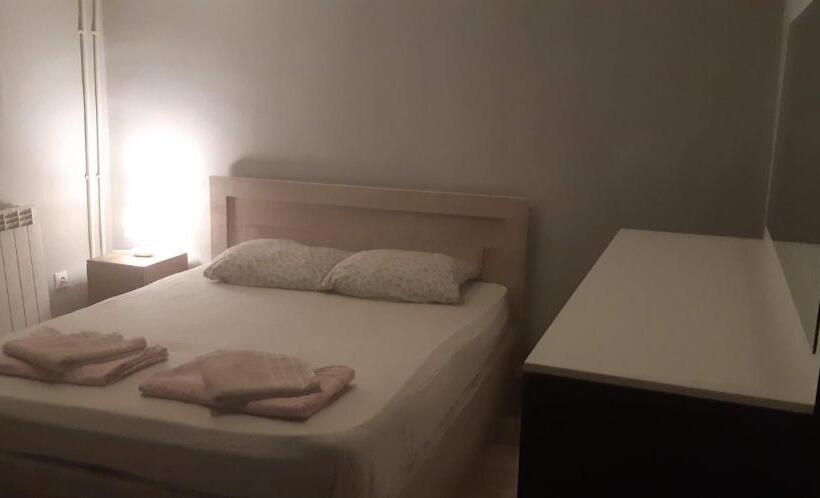 اتاق استاندارد, Guesthouse Kato