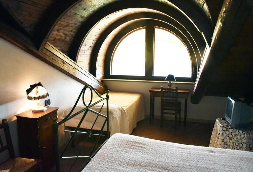 스탠다드 트리플 룸, Agriturismo La Ca 'd Majin
