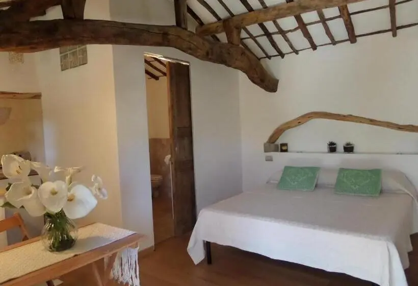 庭の見えるジュニアスイート, Agriturismo Sa Mendhula