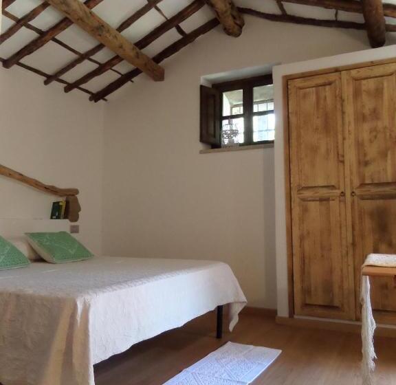 סוויטת ג'וניור נוף לגינה, Agriturismo Sa Mendhula