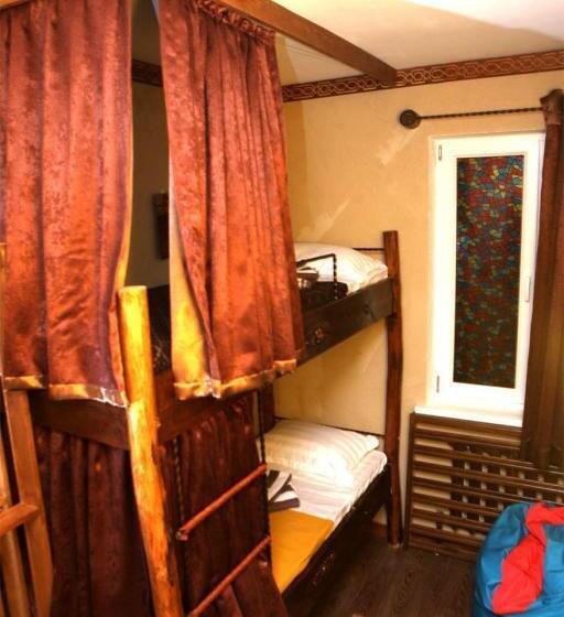 اتاق استاندارد با سرویس بهداشتی مشترک, Drimin   Boutique Hostel And Hotel Rooms Available