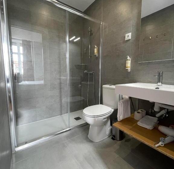 اتاق استاندارد, Lisbon Checkin Guesthouse