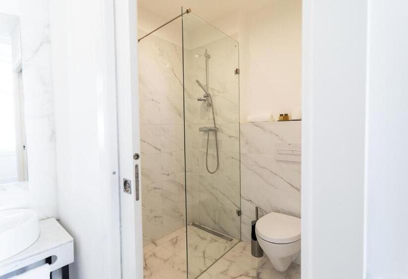 سوییت لوکس, Lisbon Checkin Guesthouse