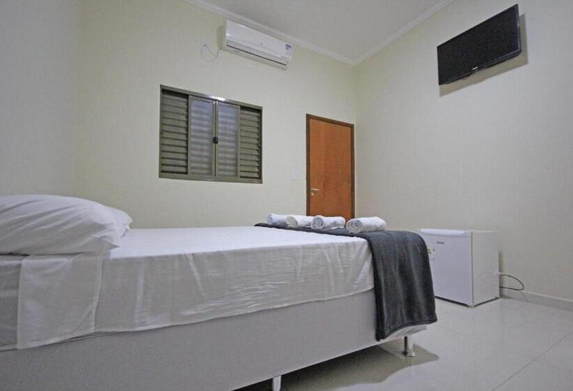 四人标准间, Pousada Facincani