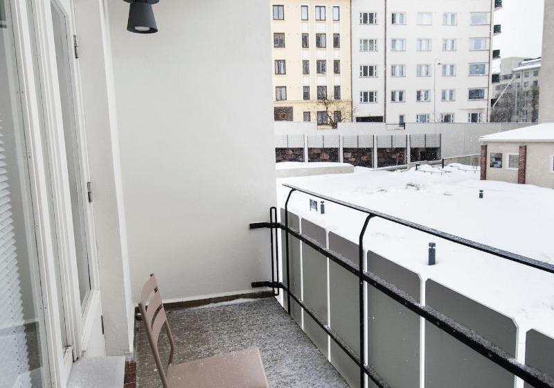 Casa 4 Quartos, Töölö Towers