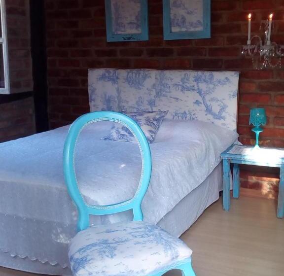 غرفة ديلوكس, La Petite France