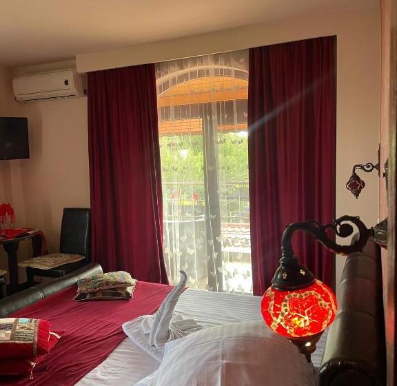 Номер Deluxe, Pensiunea Casa Simoni
