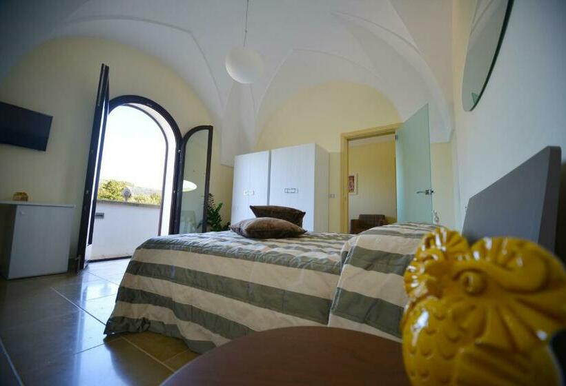 חדר משפחתי, Agriturismo Puntarelle