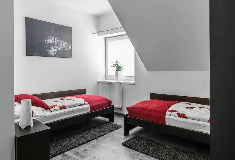 ２ベッドルームアパートメント, Apartments Benešova 6