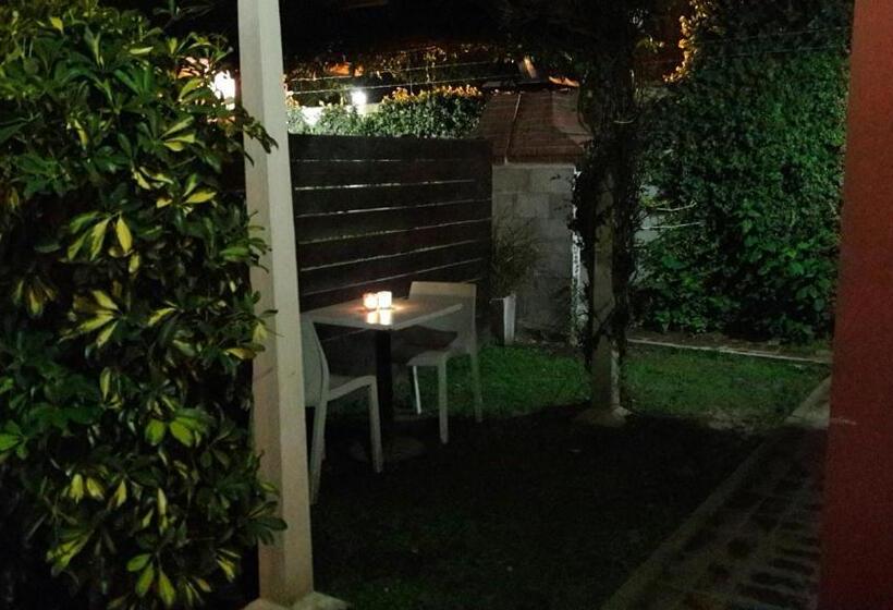 Deluxe Kamer, Las Moraditas