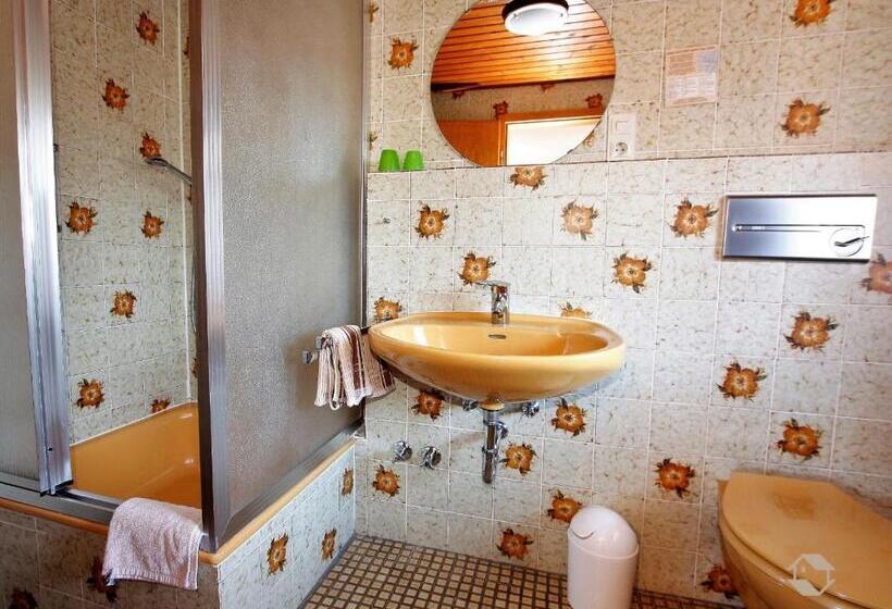 Quarto Basic, Gästehaus Klingele