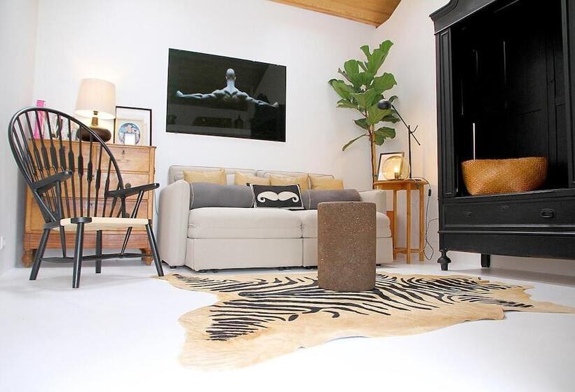 וילה עם חדר שינה אחד ובריכת שחיה, Senhora Do Cabo Meco Homy Holidays