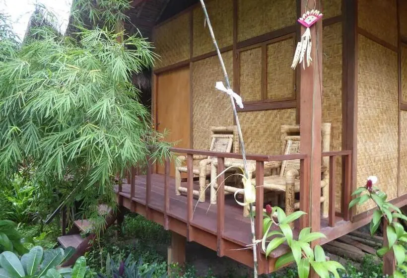 スタンダードバンガロー, Shibui Garden Bungalows And Restaurant