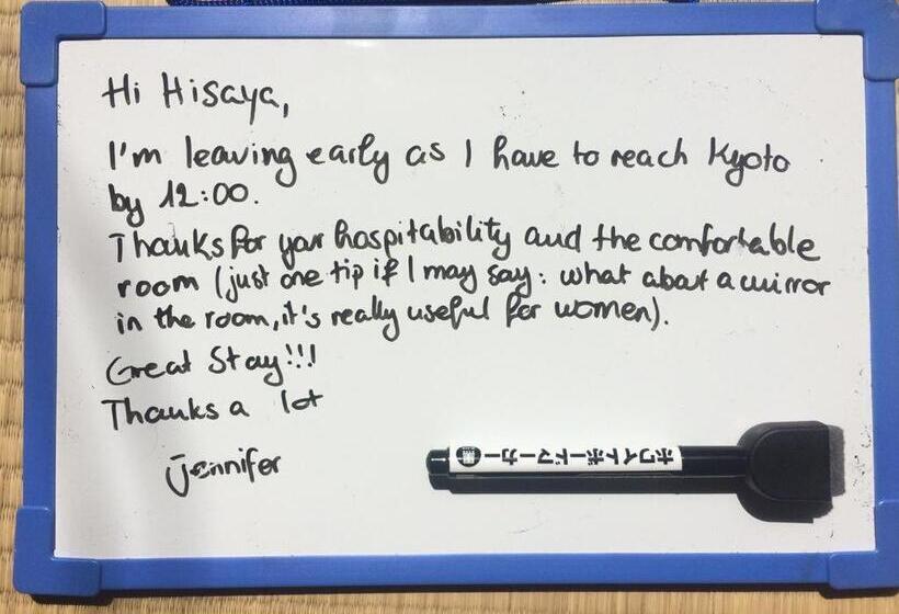 חדר סטנדרט לשלושה עם חדר אמבטיה משוף, Wholeearth Ryokan Hiroshima