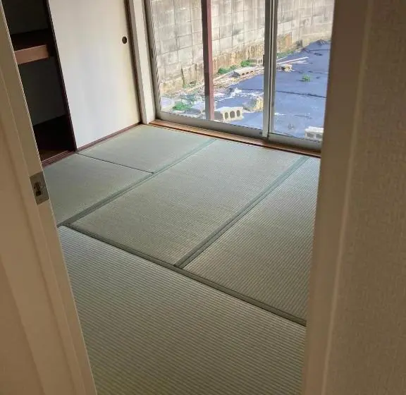 اتاق خانوادگی, Wholeearth Ryokan Hiroshima